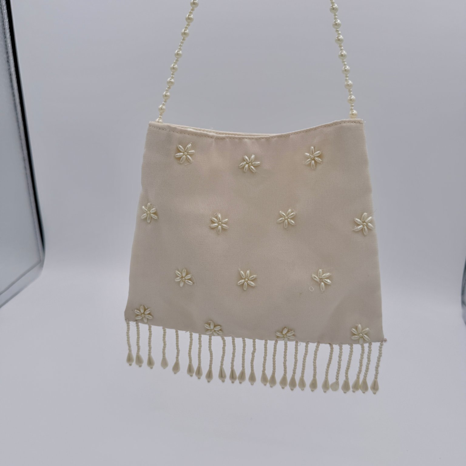 Cejon Women’s Pearl Beaded Handbag Ivory Purse 7×6 in Tassels 5″ Inch Handle