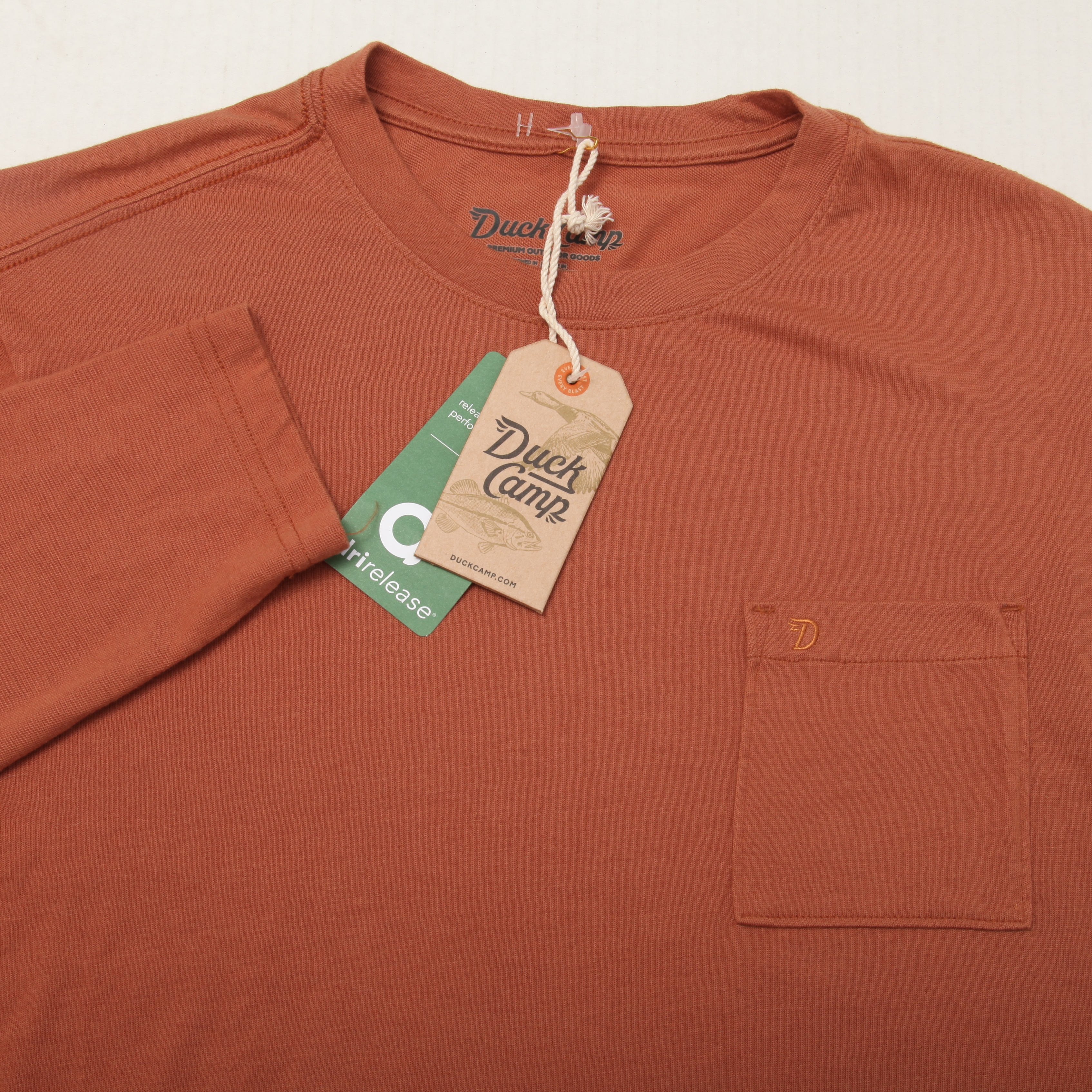 Duck Camp Men’s Essential Drirelease Crewneck T-Shirt Clay Long Sleeve Size M